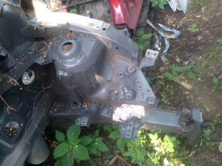 На хундай солярис чашка передняя левая с лонжероно