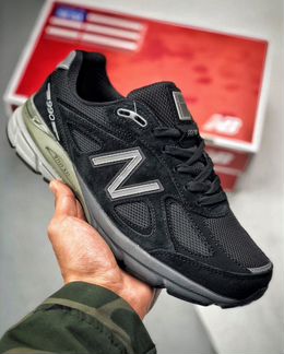 New Balance 990V4