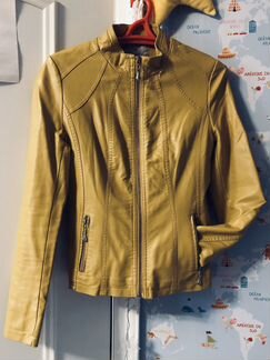 Куртка женская 44