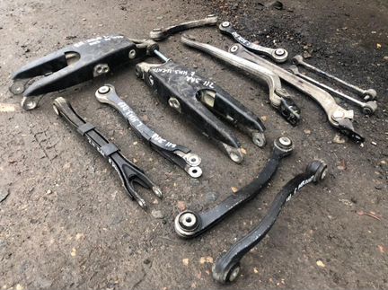 Рычаг подвески Mercedes E 211 A2303520101