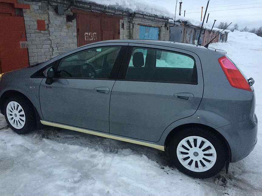 Авито фиат пунто. Авито фиат пунто. Фиат гранд пунто 2008. Fiat punto 2004 рестайлинг спорт. Toyota vitz 2000.