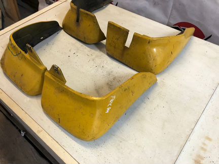 Брызговики Honda Fit/Jazz 2004-2008 желтые
