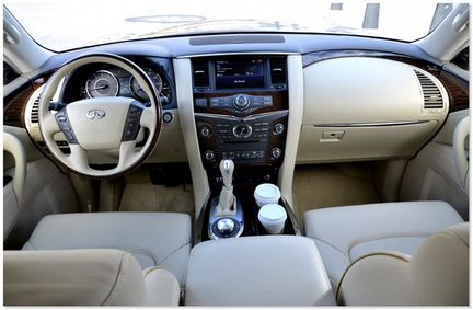 Торпедо (подушка, панель, парприз) Infiniti QX56