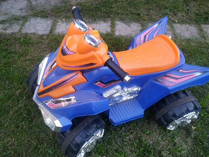 Детский квадроцикл на аккумуляторе бу