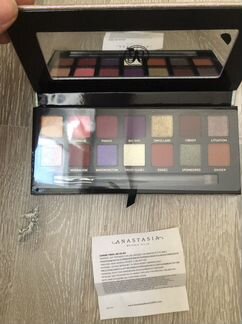 Палетка Jackie Aina (Anastasia Beverly Hills) нова