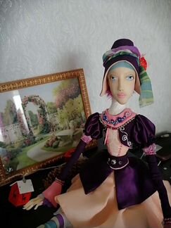 Кукла интерьерная