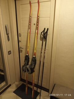 Беговые лыжи