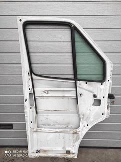 Дверь водительская. передняя левая Mercedes-Benz