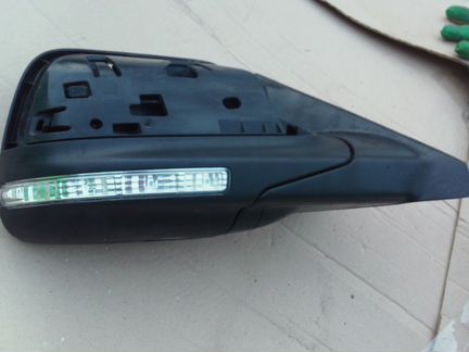 Ford Explorer V зеркало правое 14 pin