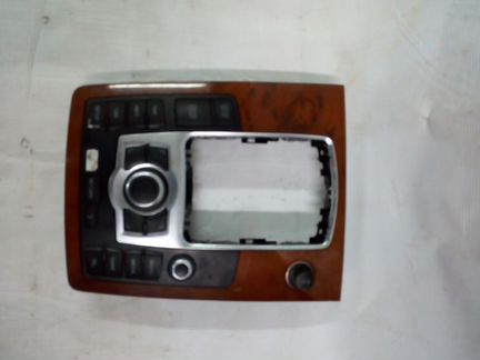 Накладка консоли Audi Q7