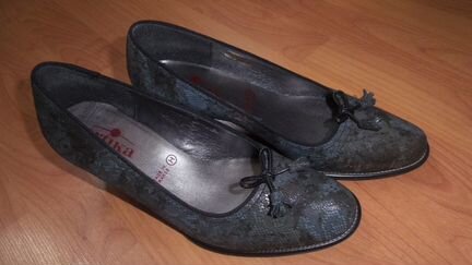 Красивые туфли 40