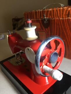 Швейная машинка детская СССР