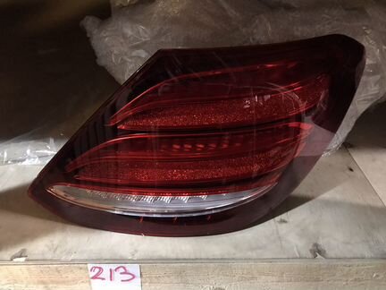 Фонарь правый Mercedes 213
