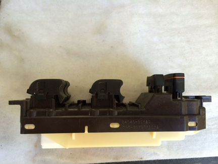 Блок кнопок, стеклоподъемник Лексус GS 84040-30120