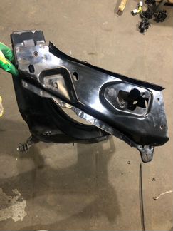 Суппорт фары правый Mercedes-Benz Ml-Class W164