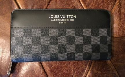 Клатч Louis Vuitton