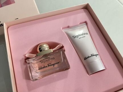 Новый salvatore ferragamo Signorina