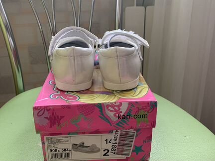 Туфли на праздник для девочки 25 р