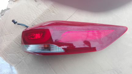 Hyundai Elantra VI фонарь правый в крыло Led