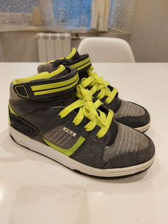 Осенние кроссовки fila