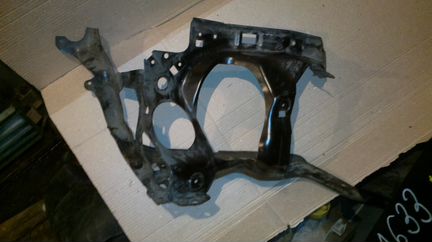 Суппорт фары bmw 7er e-65