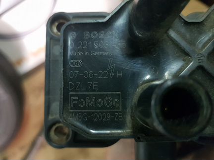 Катушка зажигания Ford Focus 2 Mondeo 3