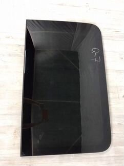 Стекло панорамного люка переднее Audi Q7 4L