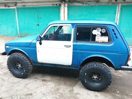 LADA 4x4 (Нива) 1.7 МТ, 1998, 250 000 км