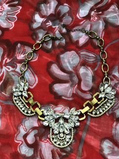 Ожерелье,колье,украшение на шею