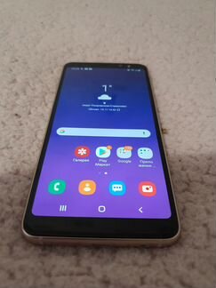 Мобильный телефон Samsung