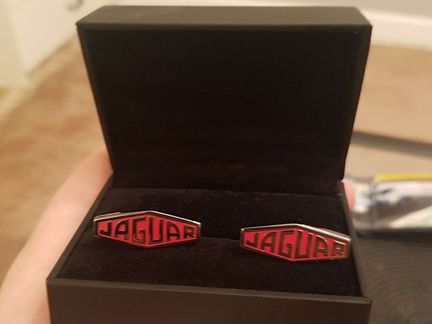 Запонки Jaguar