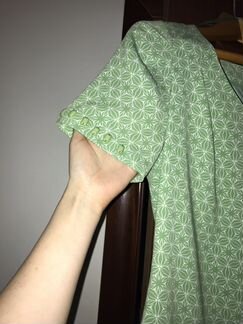 Платье с короткими рукавами. Прямой покрой