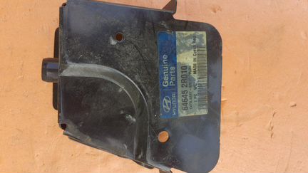 Кронштейн лонжерона передний правый Hyundai I30