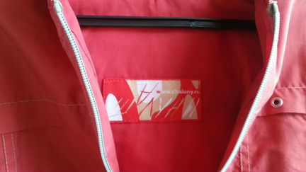 Курточка легкая для девочки