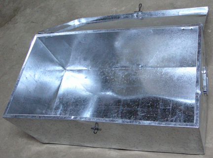 Ящик металлический с крышкой б/у много