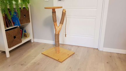 Когтеточки из дерева