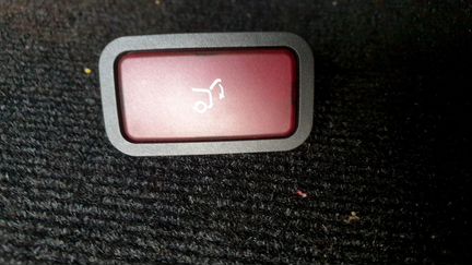 Кнопка закрытия багажника Mercedes X164 W212 W211