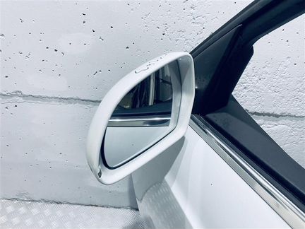 Зеркало наружное левое Audi Q3