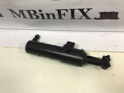 Омыватель правой фары Мерседес С204 W204