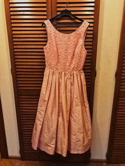 Платье из шелка