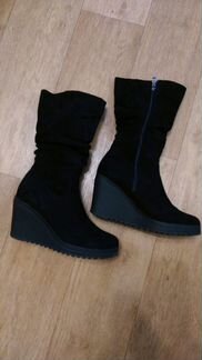 Сапоги женские замшевые зимние на платформе. 38 ра