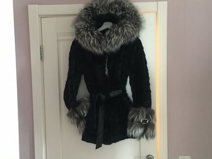 Шуба «автоледи», лобики норки с чернобуркой