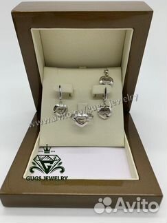 Сердце комплект из золота с бриллиантами Chopard