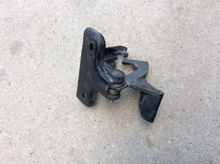 Замок капота Mercedes w164 W251 ML GL R 164 251