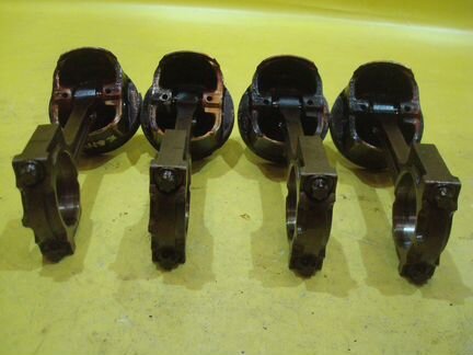 Комплект поршней Мазда 6 GH LF 2.0 Шатун 2,0л