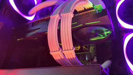 Asus ROG strix RTX2080TI-O11G-gamin