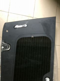 Стекло крышки багажника Chevrolet Tahoe GMT 900