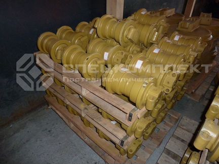 Каток опорный для экскаватора JCB JS220LC