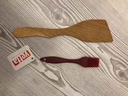 Лопатка из бамбука и силиконовая кисточка