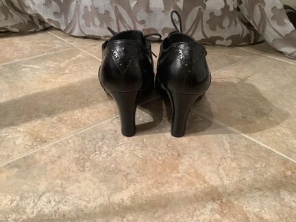 Женские туфли